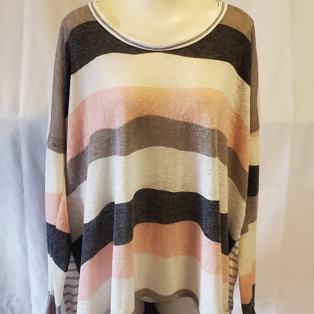 My Story Ladies lightweight knit long sleeve top